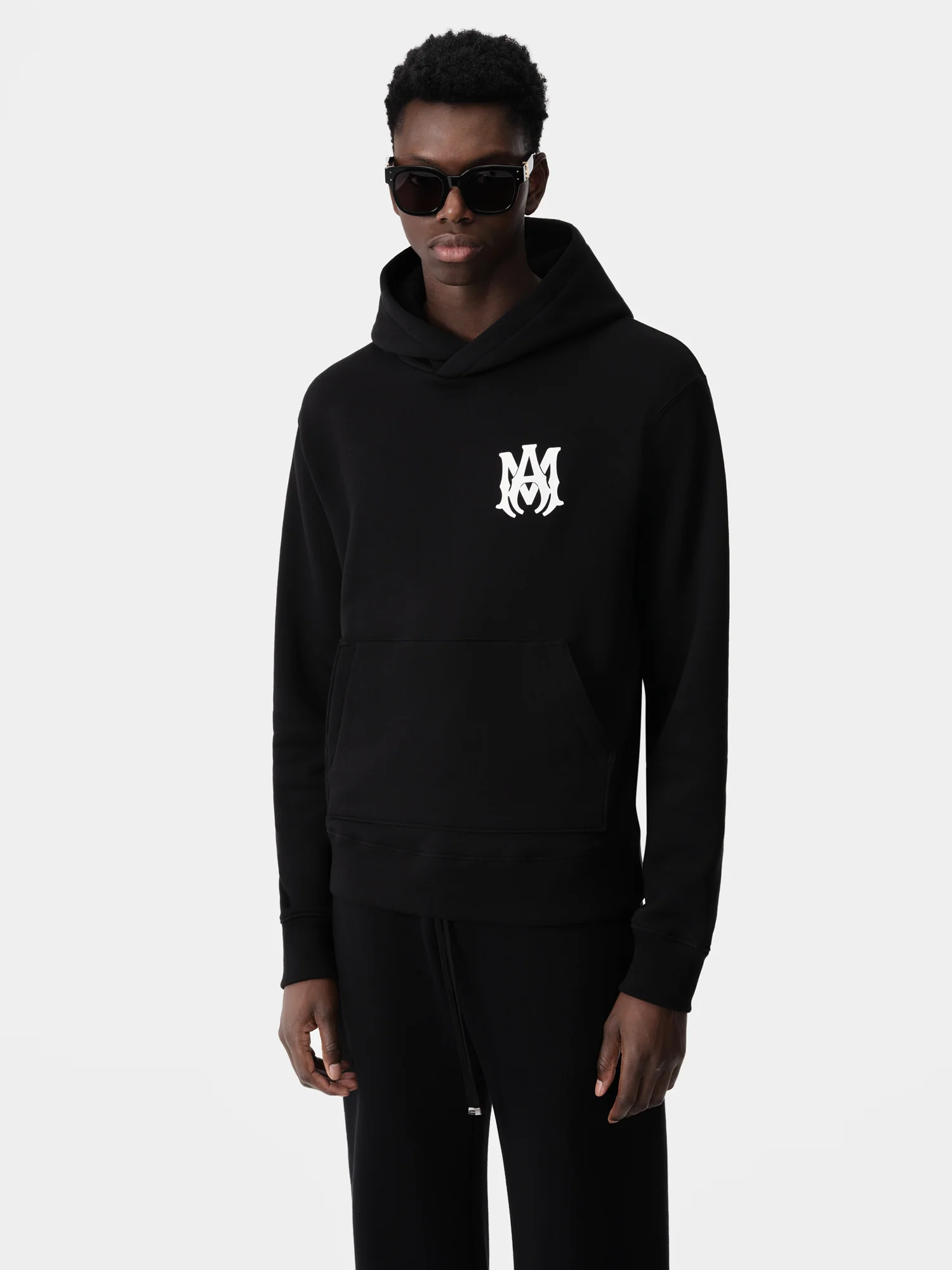 MA CORE LOGO HOODIE - Black - Image 3