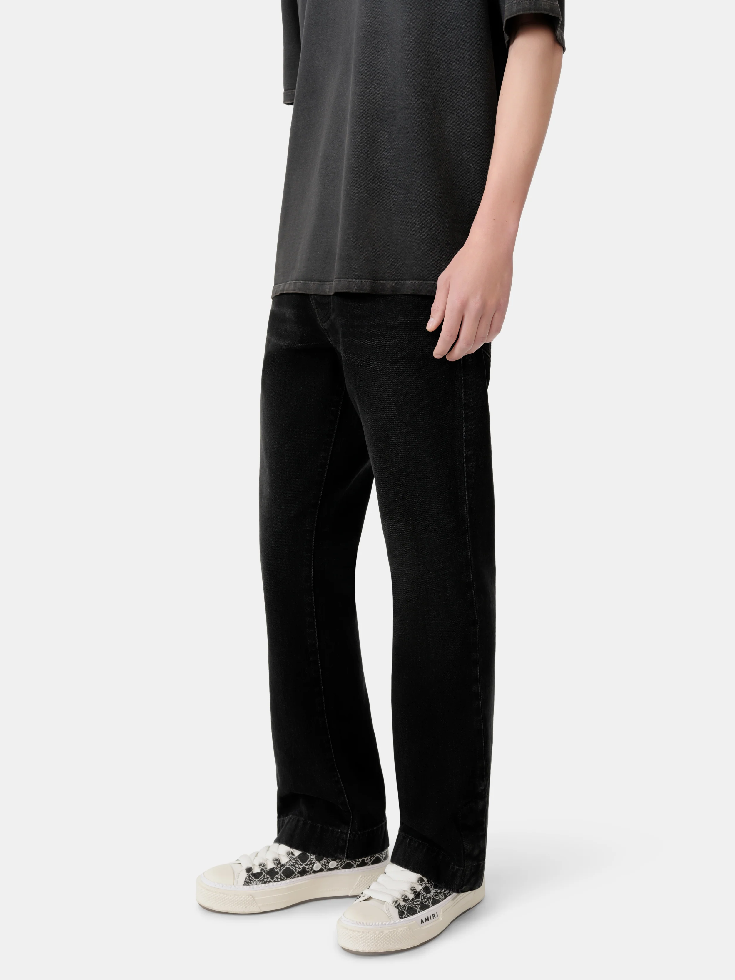 STRAIGHT FLARE JEAN - Vintage Black - Image 3